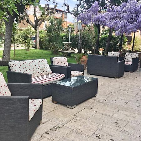 Albergo Villa Anna Анцио Екстериор снимка